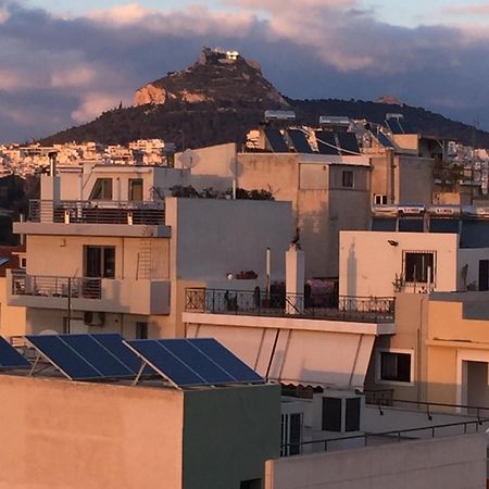 אתונה Cozy Apt By Near Acropolis Museum Walk Everywhere מראה חיצוני תמונה