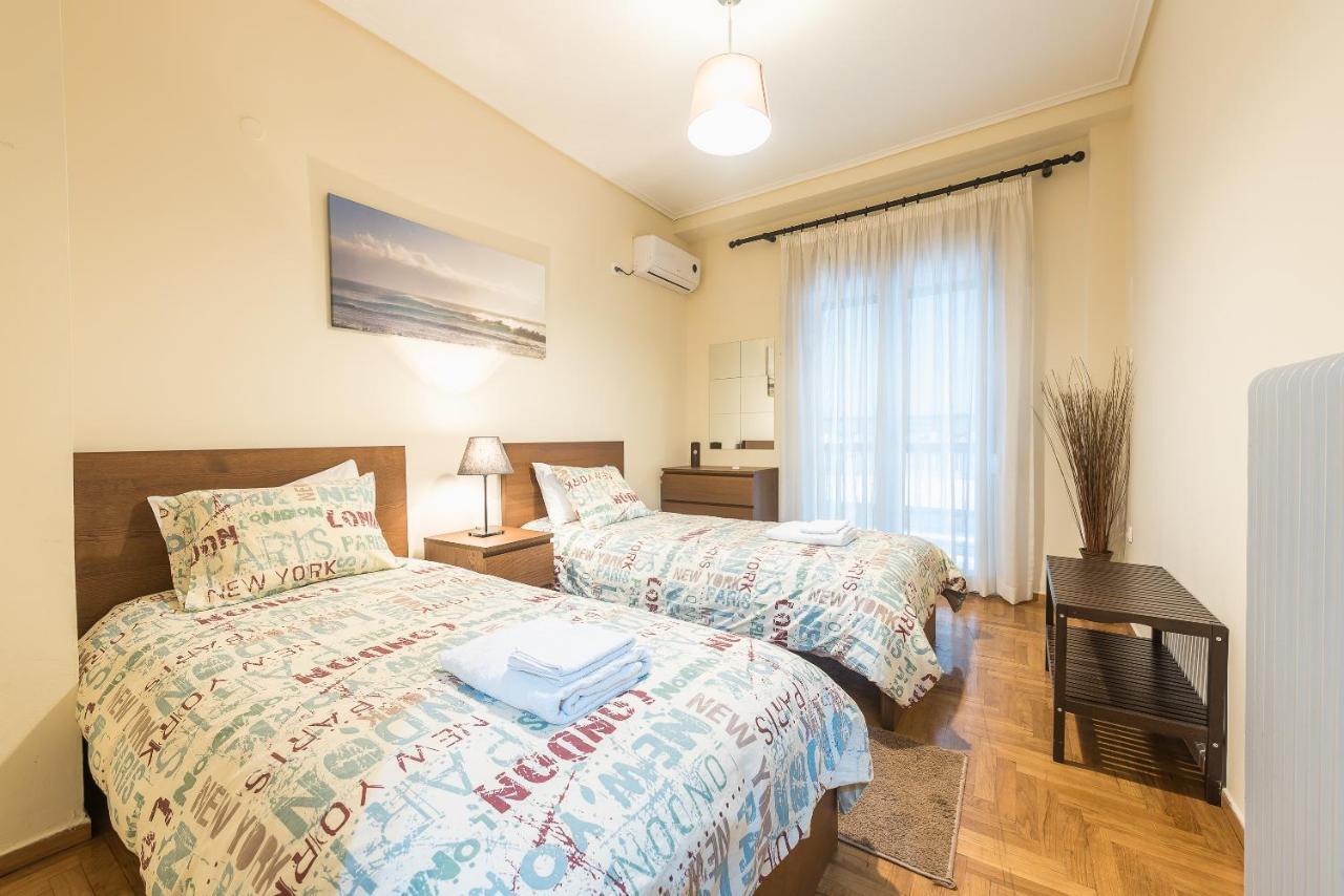 אתונה Cozy Apt By Near Acropolis Museum Walk Everywhere מראה חיצוני תמונה