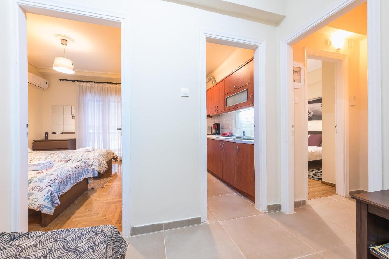 אתונה Cozy Apt By Near Acropolis Museum Walk Everywhere מראה חיצוני תמונה