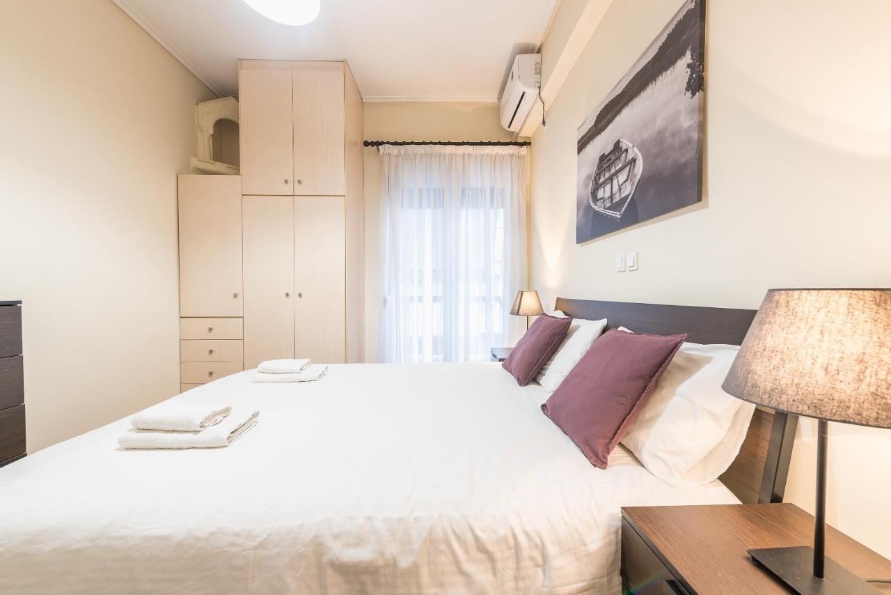 אתונה Cozy Apt By Near Acropolis Museum Walk Everywhere מראה חיצוני תמונה