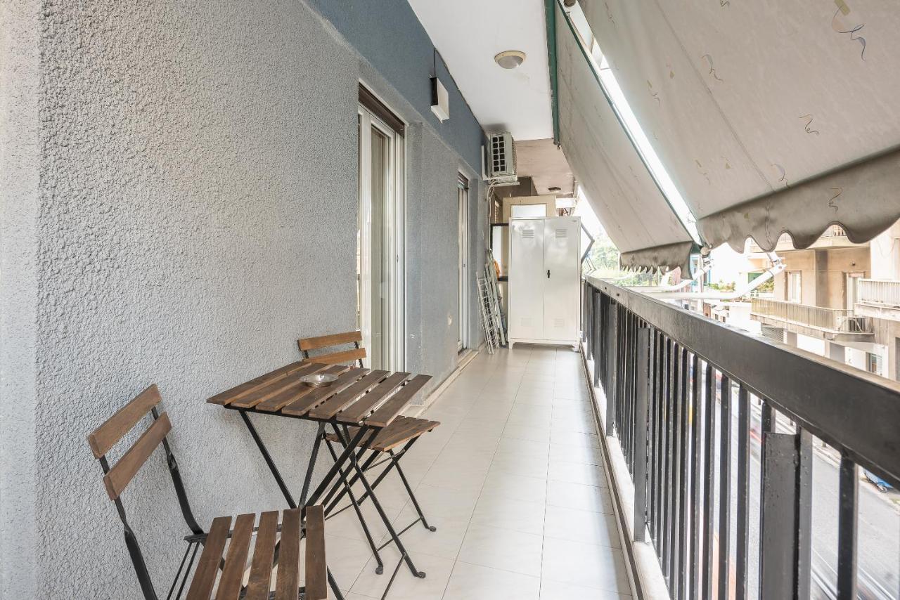 אתונה Cozy Apt By Near Acropolis Museum Walk Everywhere מראה חיצוני תמונה