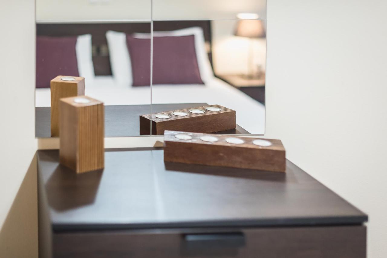 אתונה Cozy Apt By Near Acropolis Museum Walk Everywhere מראה חיצוני תמונה