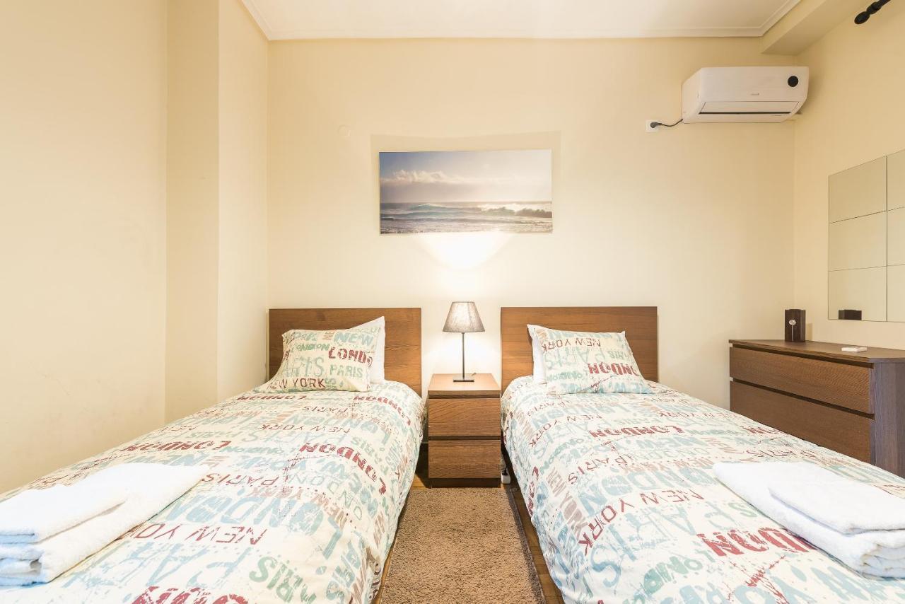 אתונה Cozy Apt By Near Acropolis Museum Walk Everywhere מראה חיצוני תמונה