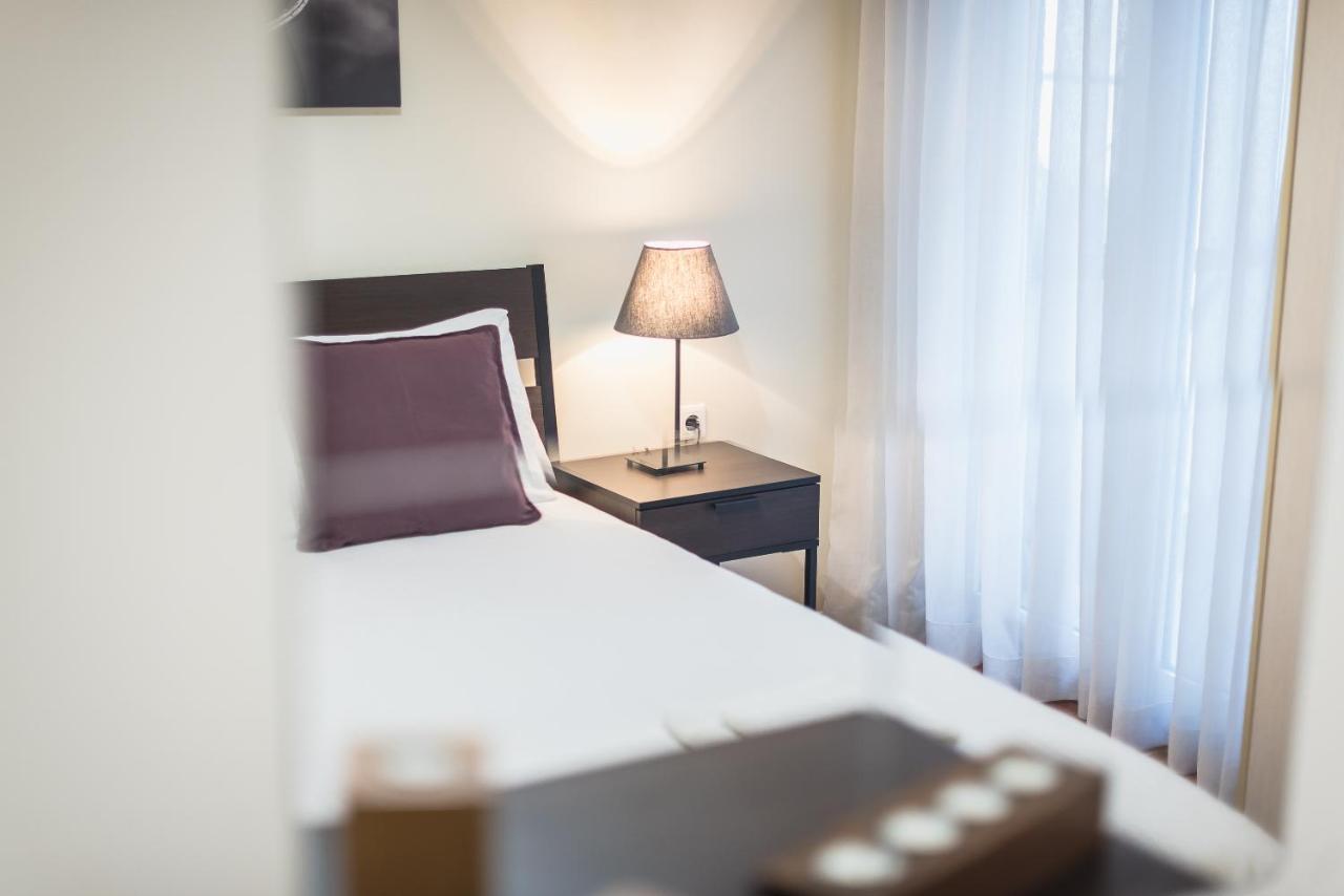 אתונה Cozy Apt By Near Acropolis Museum Walk Everywhere מראה חיצוני תמונה
