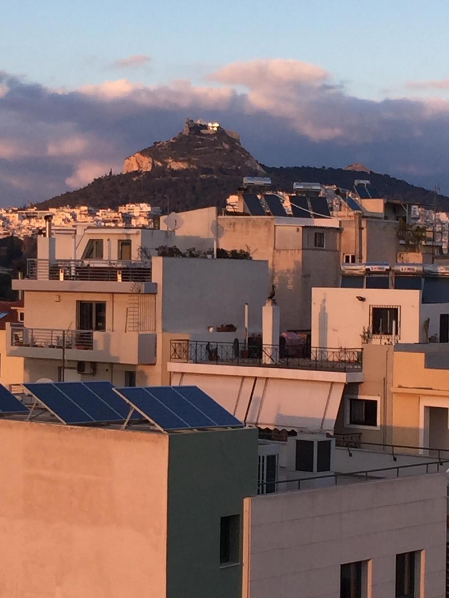אתונה Cozy Apt By Near Acropolis Museum Walk Everywhere מראה חיצוני תמונה